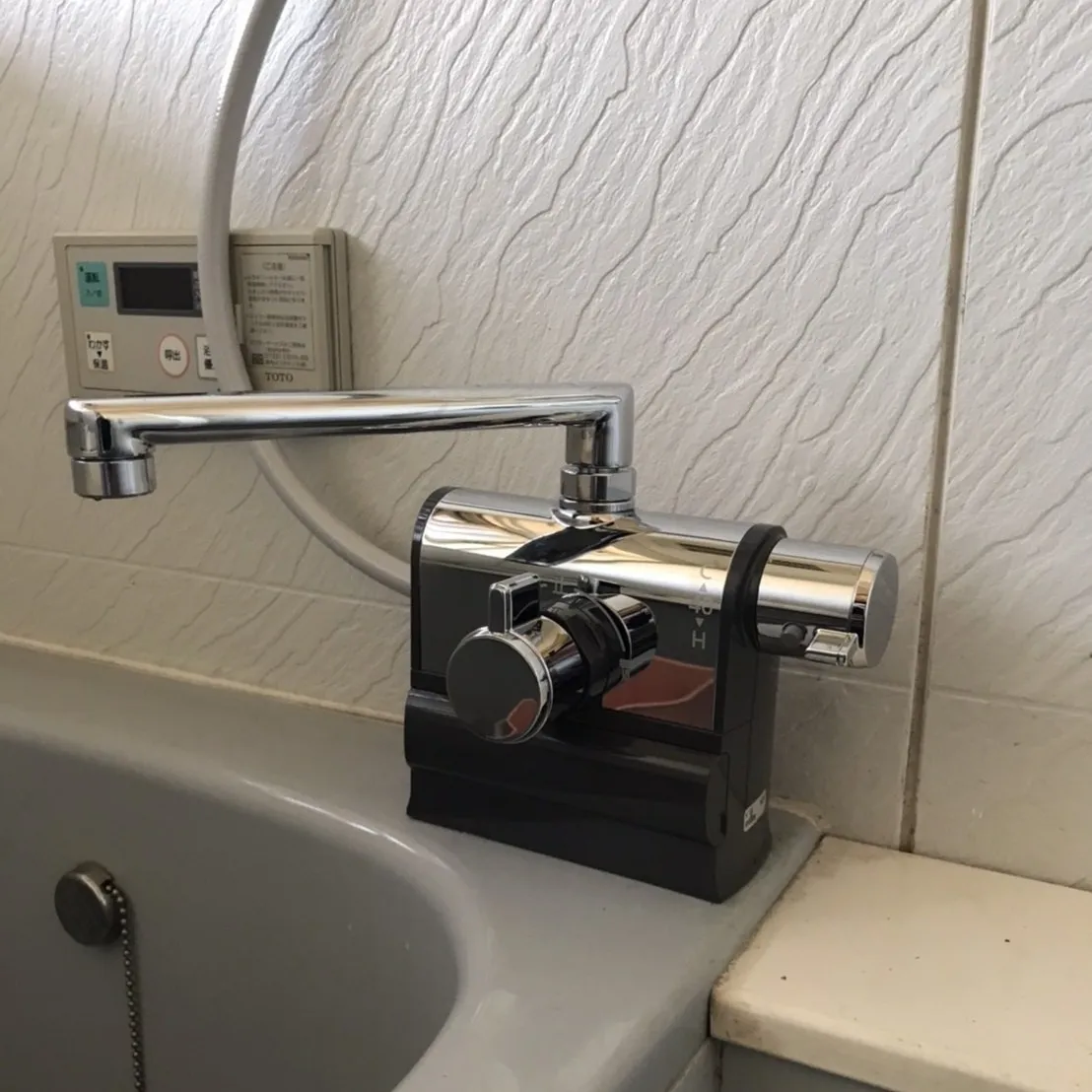 自動温度調整機能付きシャワー水栓